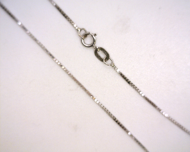 14K White Gold Box Chain 16