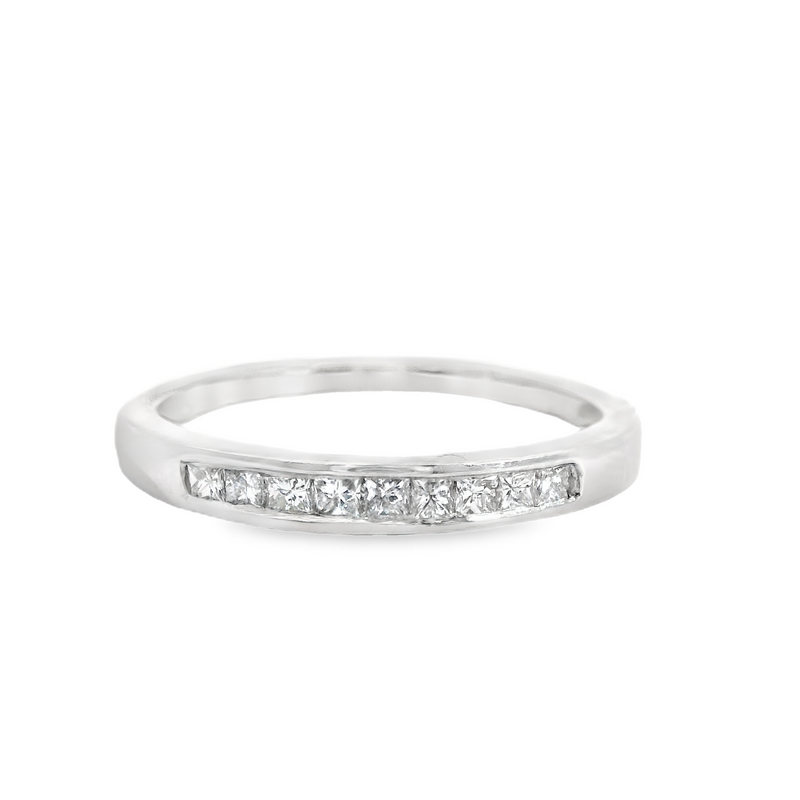 14K WG CHANNEL SET PRINCESS