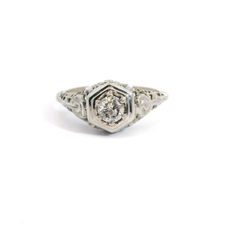 14K WG Vintage Diamond Ring