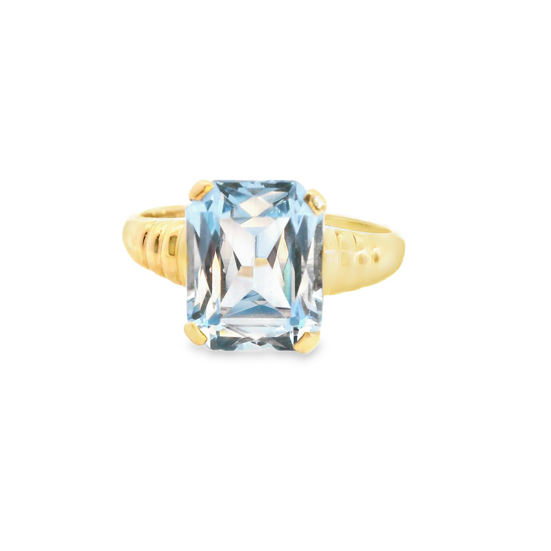 10K YG Blue Synthetic Spinel Ring