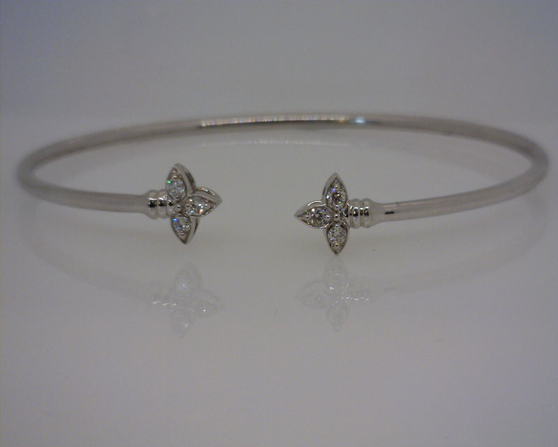 10K WHITE GOLD DIAMOND BRACELET
