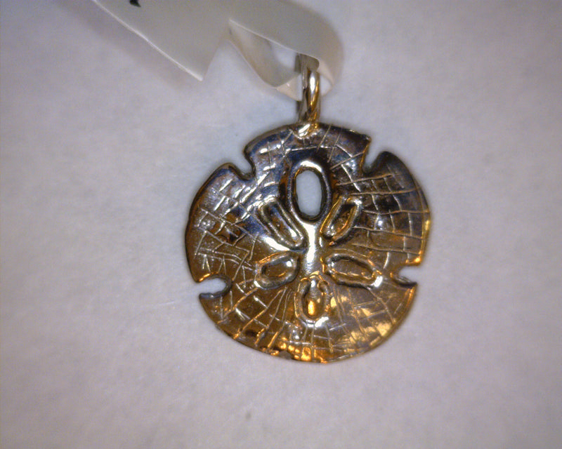 14K WG SAND DOLLAR