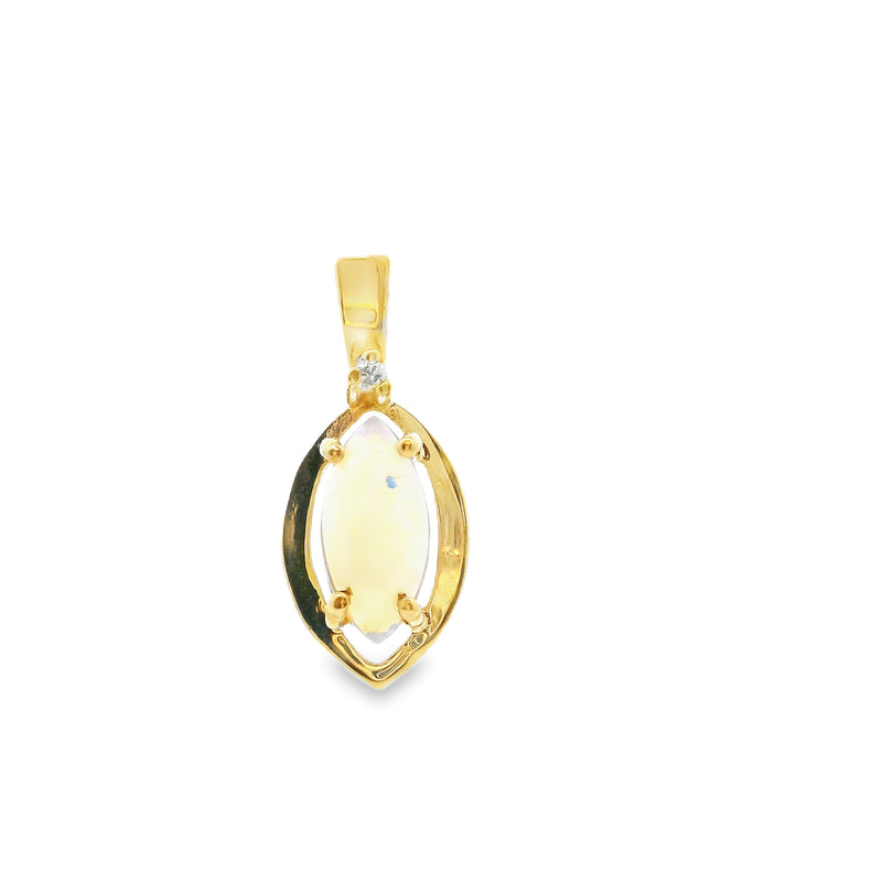 14K YG Opal Pendant