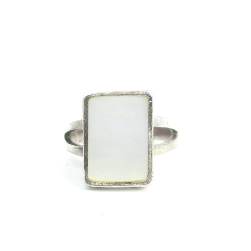 Sterling Silver Mother of Pearl Ring