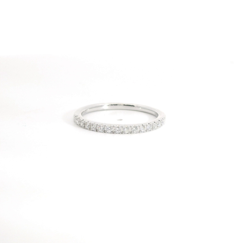 14K WHITE GOLD DIAMOND BAND