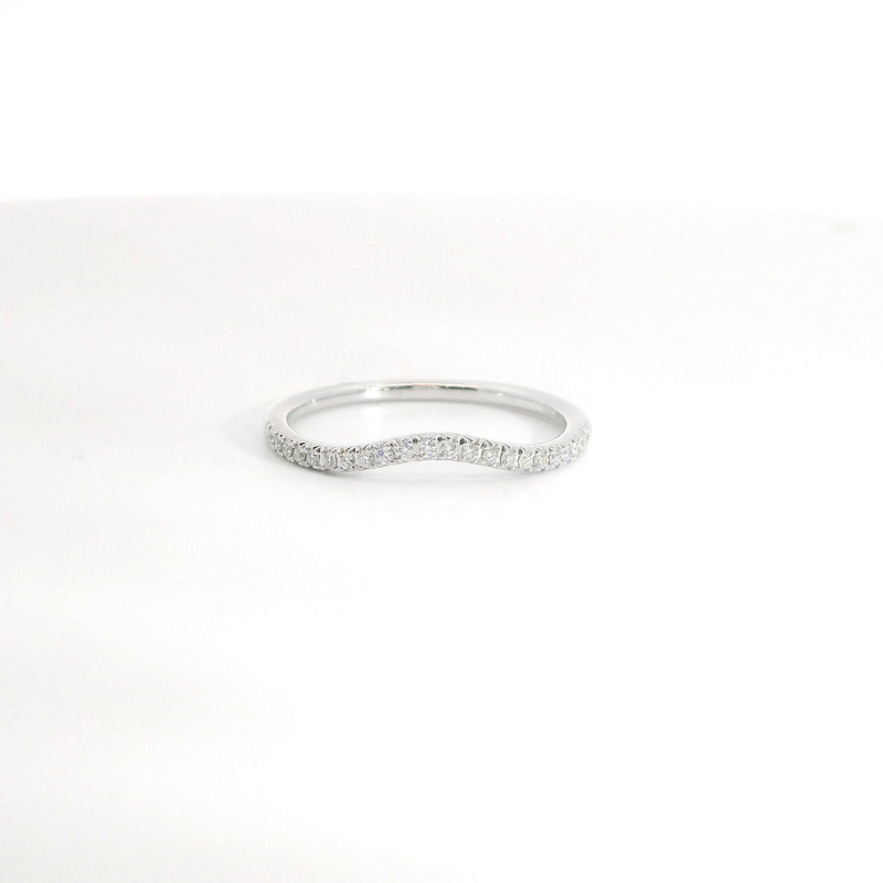 14K WG Curved Diamond Band 0.10 CT TW