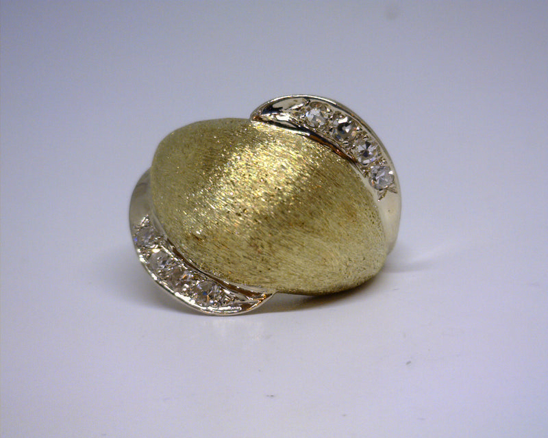 14K TT DIAMOND RING