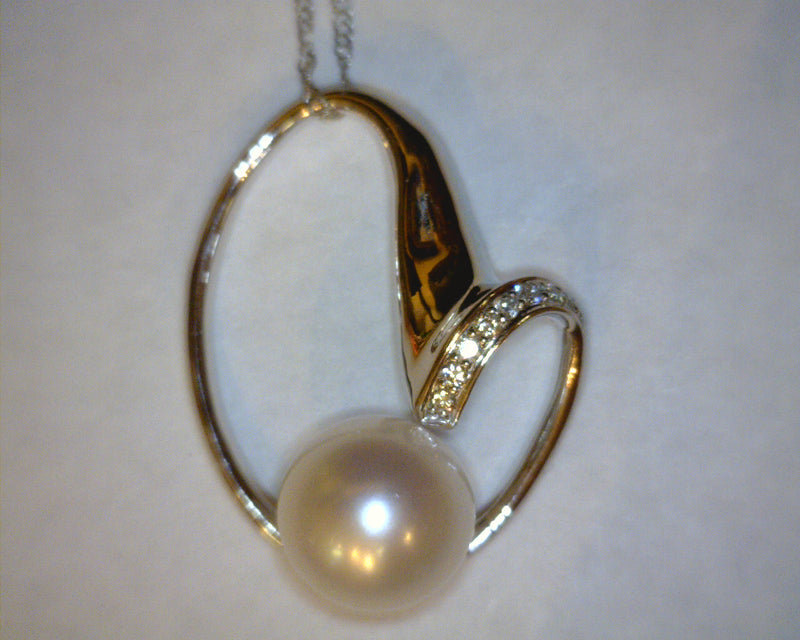 14K WG ABSTRACT PEARL & DIAMON