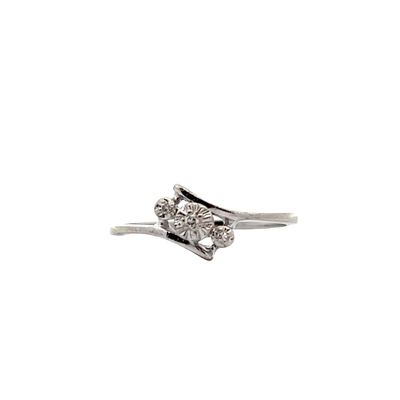 10K WG Diamond Ring Size 6.25.