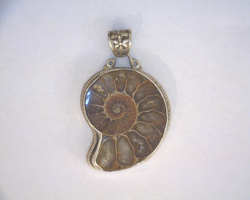 STERLING SILVER AMMONITE PENDA