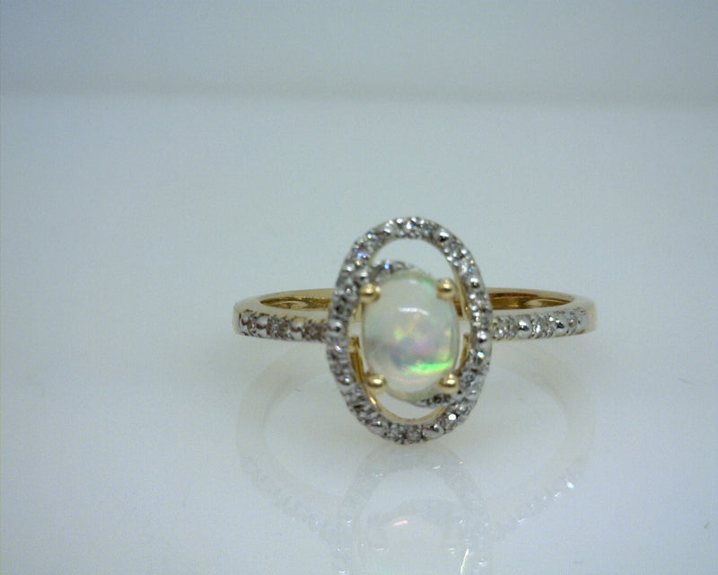 14K YELLOW GOLD OPAL/DIAMOND RING