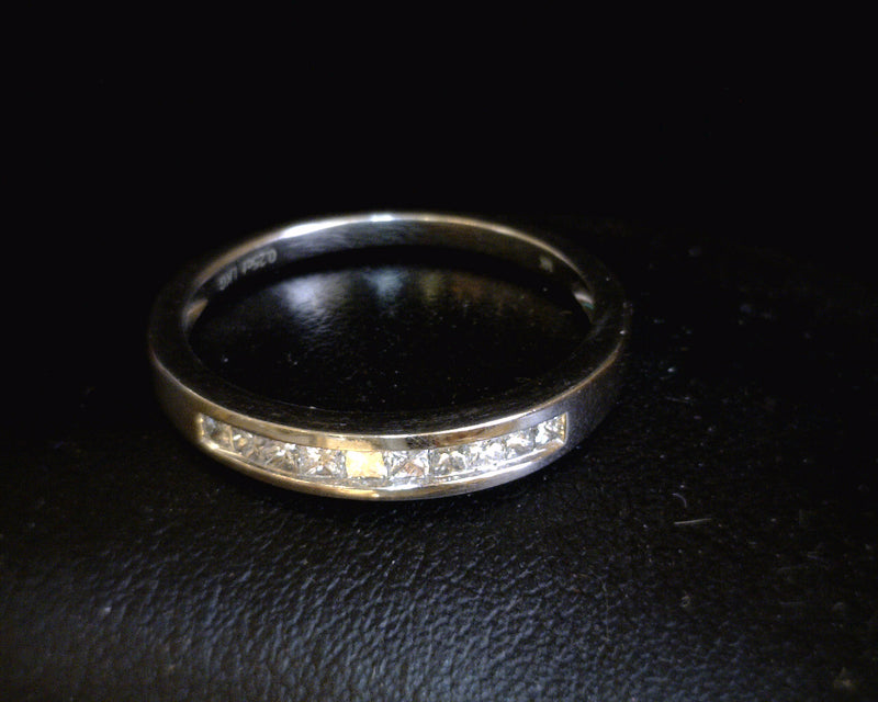 14K WG PRINCESS RING