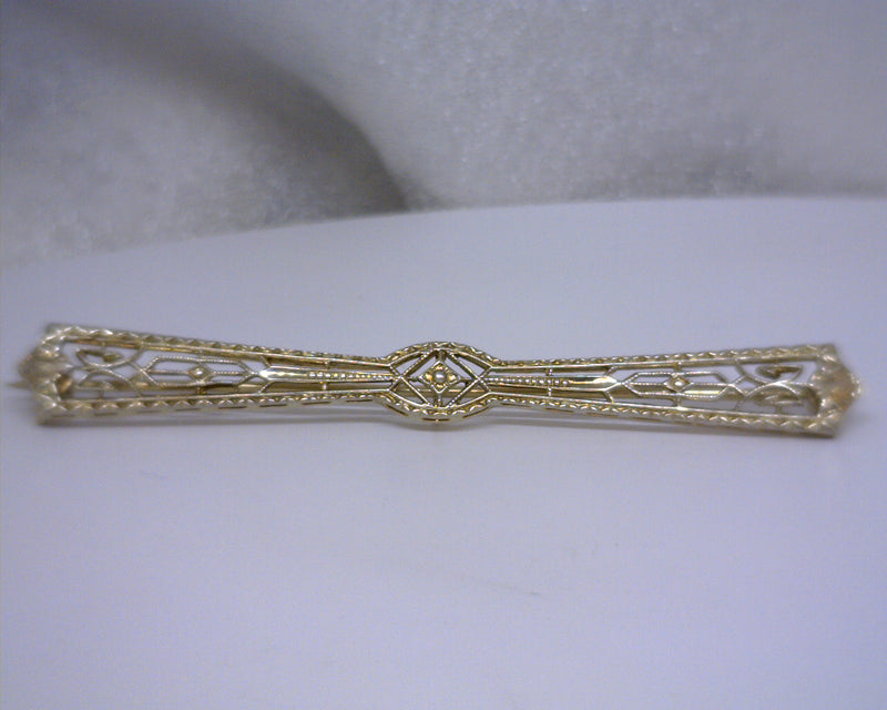 14K WHITE GOLD PIN BROOCH 3.8
