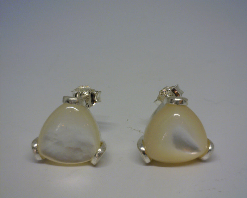 SS PEARL EARRINGS