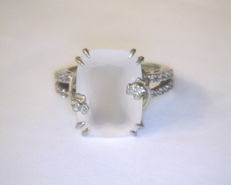 SS QUARTZ/TOPAZ RING