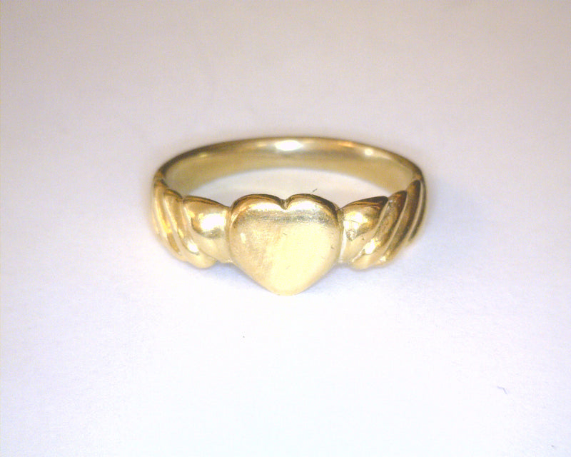 14K YG HEART RING 1.5 GRAMS