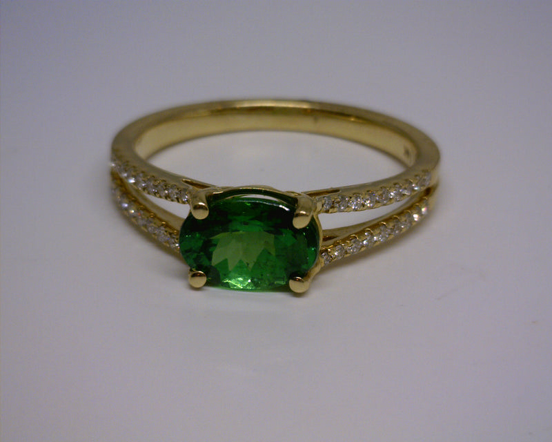 14K YELLOW GOLD GARNET/DIAMOND RING