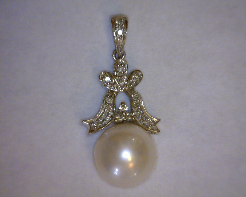 14K WG PEARL PENDANT DIA=0.18