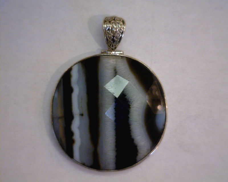 STERLING SILVER VARIEGATED ONYX
