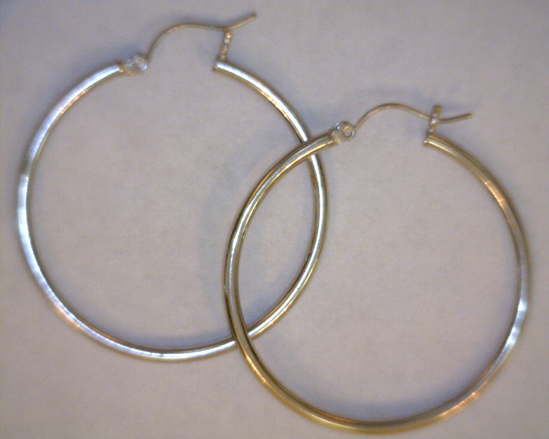 14K WG HOOPS 3.3 GRAMS