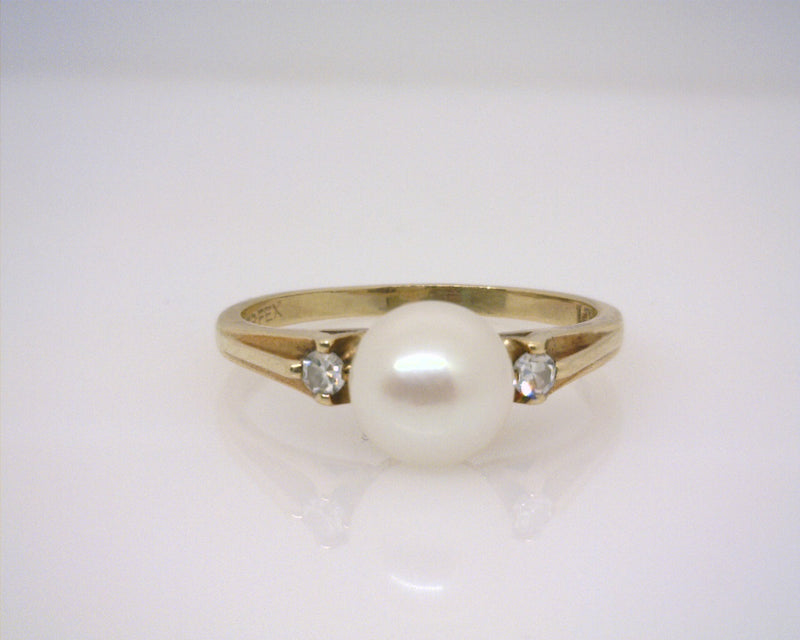 14K YG Pearl & Diamond Ring