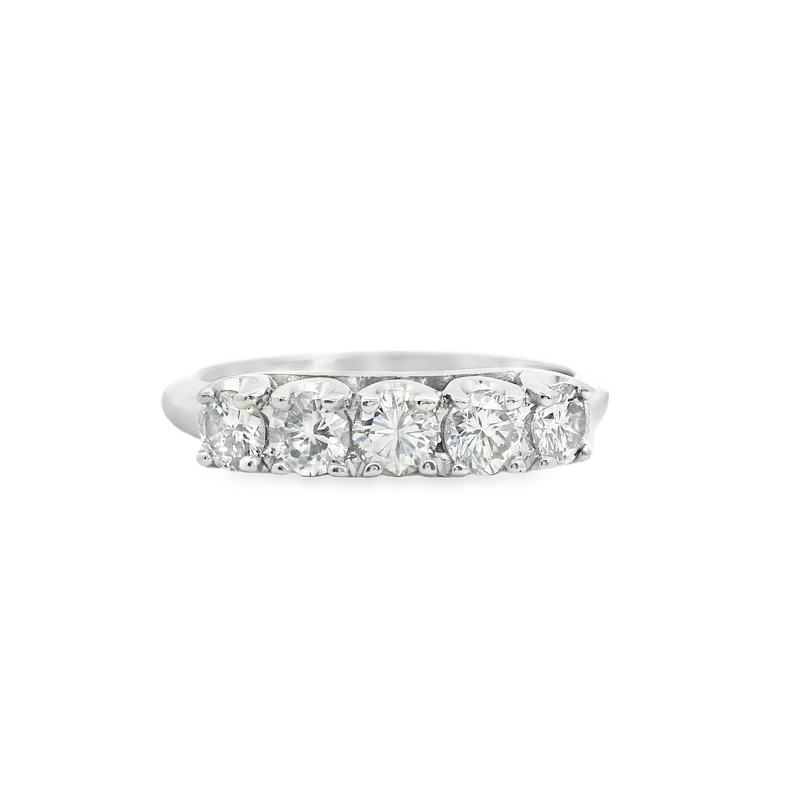 14K WHITE GOLD DIAMOND RING