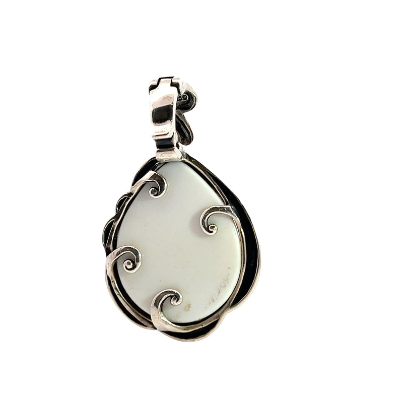 Carolyn Pollard White Agate Pendant