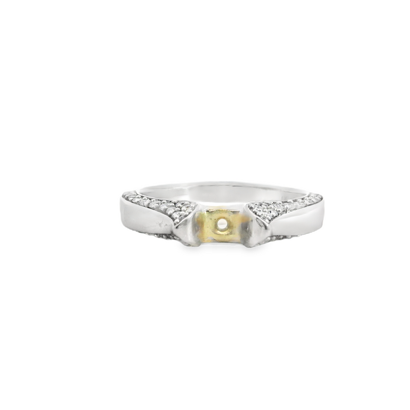 18K WG DIAMOND ENGAGEMENT RING