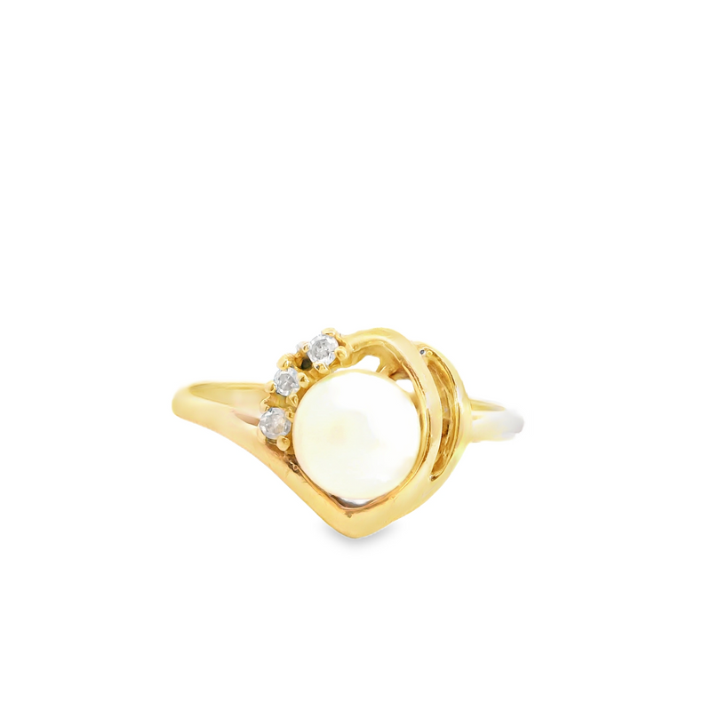 14K YG Pearl & Diamond Ring