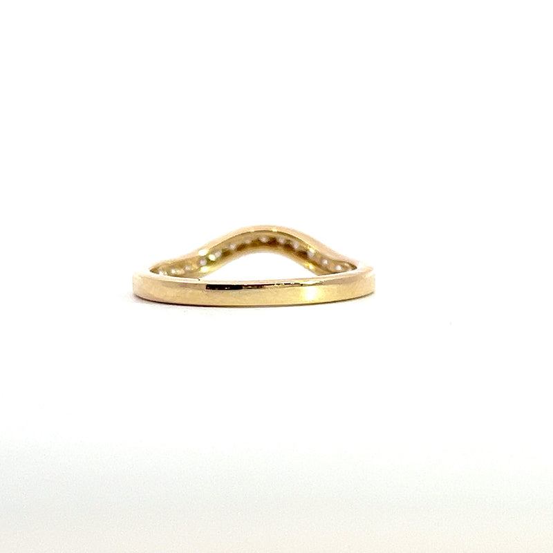 14K YG Curved Milgrain Diamond Band