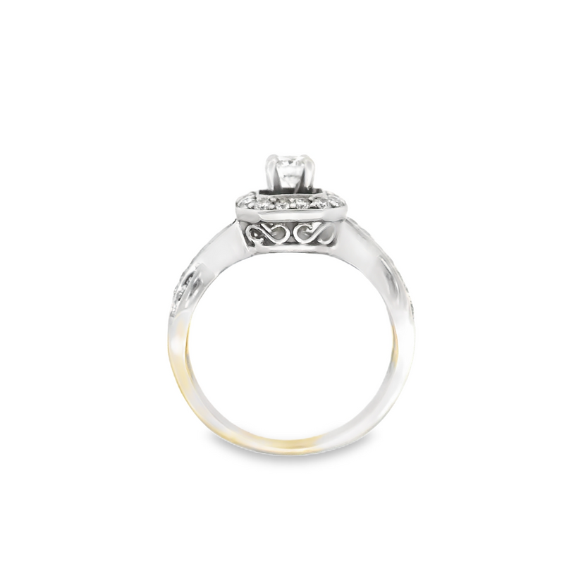 14K WHITE GOLD DIAMOND RING