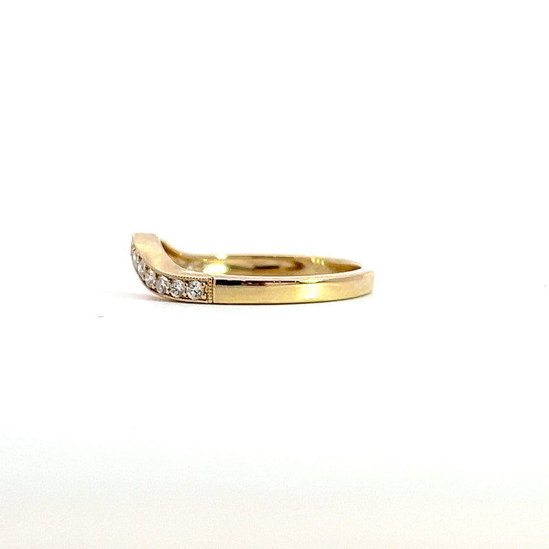 14K YG Curved Milgrain Diamond Band