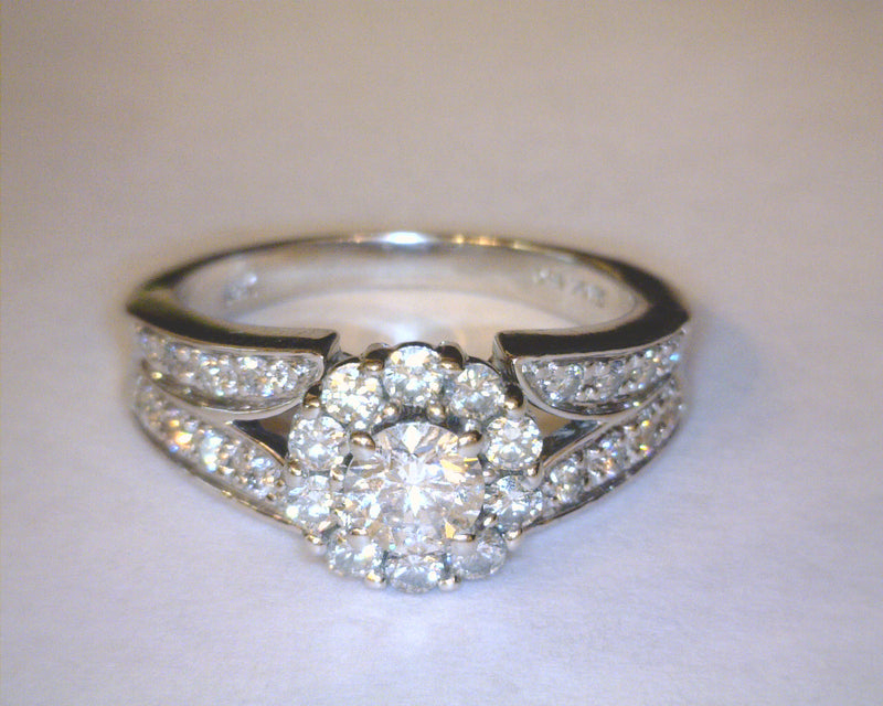14K WG  DIAMOND ENGAGEMENT
