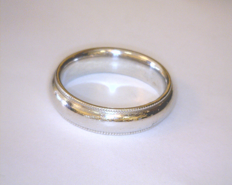 14K WG BAND 6MM