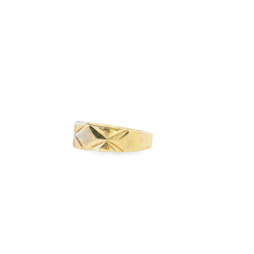 10K YG Diamond Cut Design Band