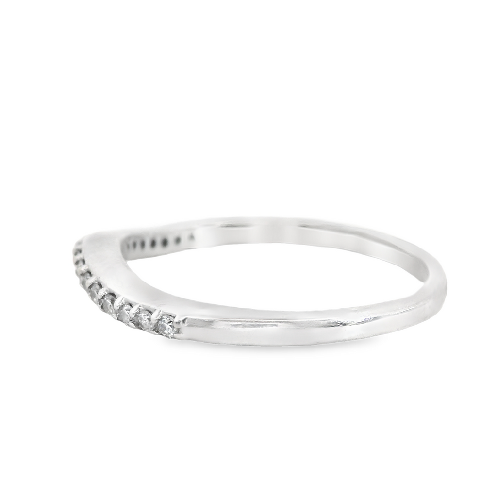 14K WG CURVED DIAMOND BAND