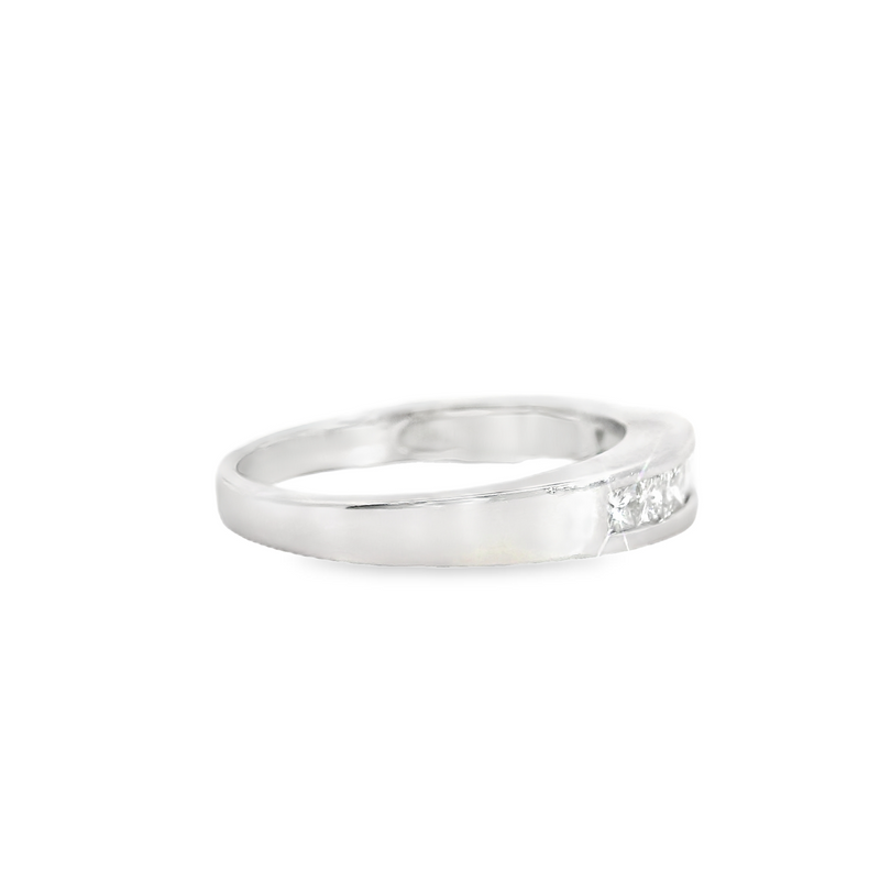 14K WG PRINCESS CUT CHANNEL