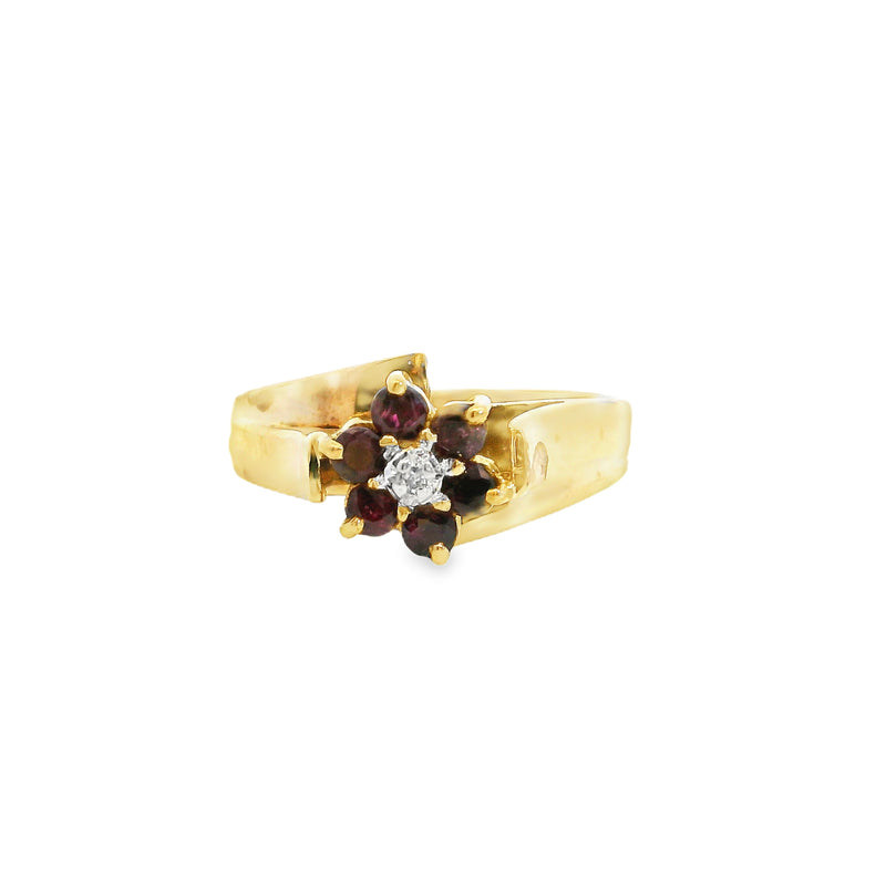 10K YG Ruby & Diamond Ring