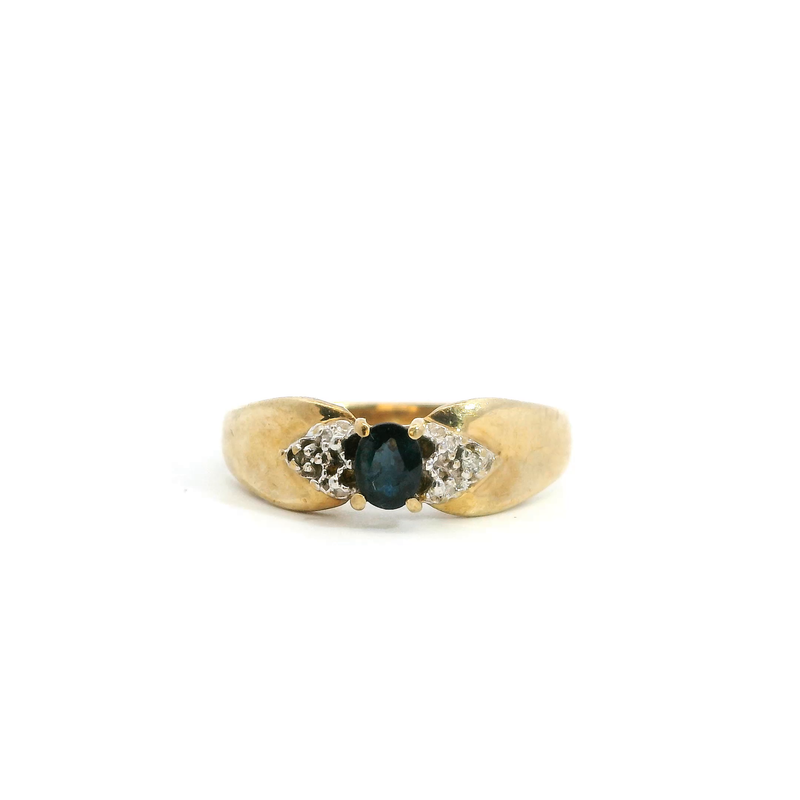 10K YG Sapphire & Dia Ring