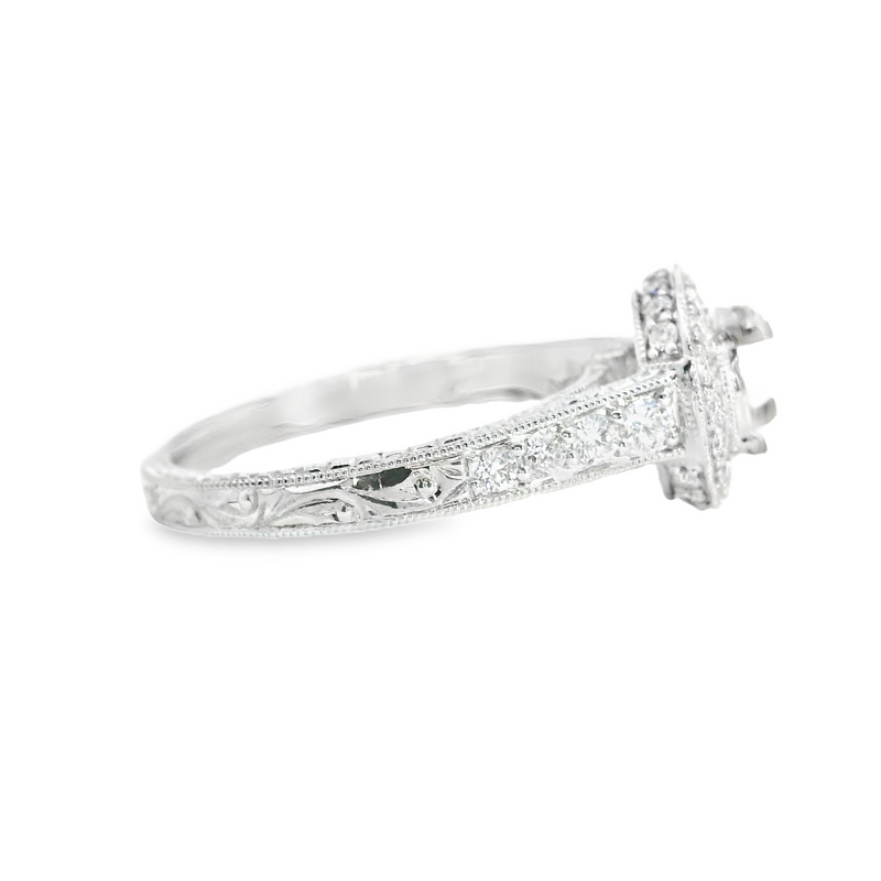 18K WG DIAMOND HALO ENGAGEMENT RING