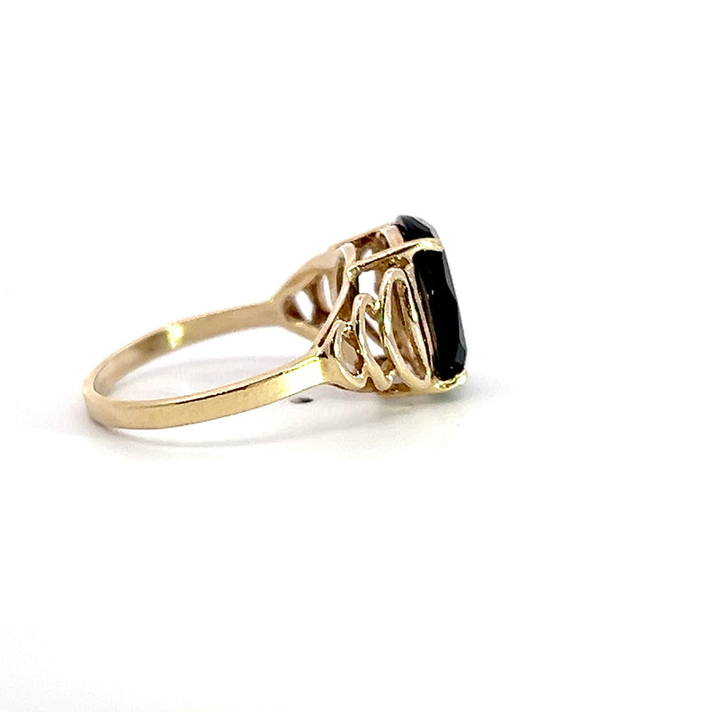 10K YG Black Onyx Ring