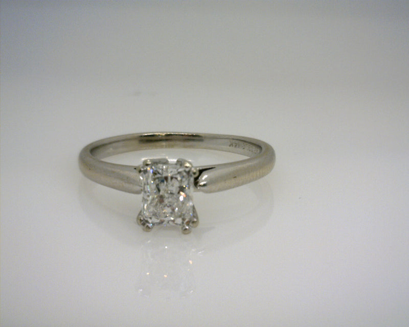 14K WG SOLITAIRE RING