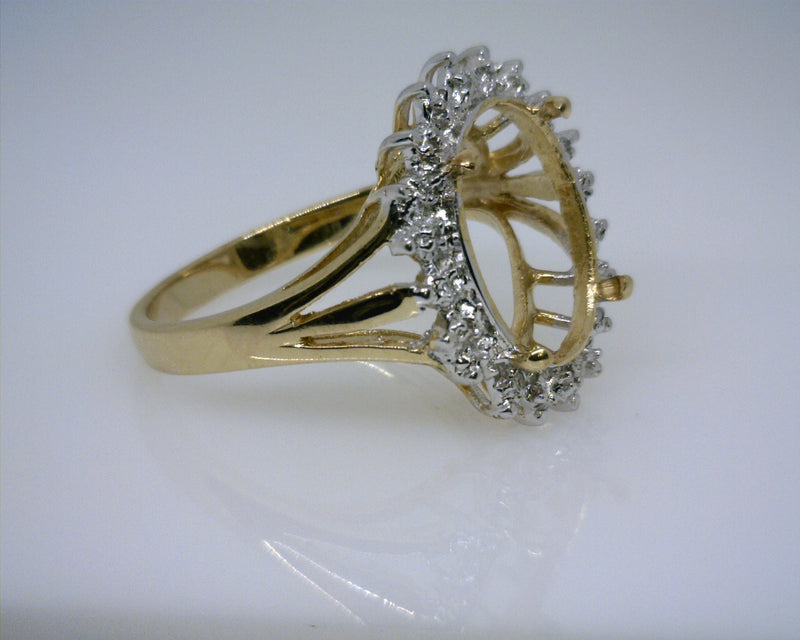 10K TWO TONE  DIAMOND SETTING