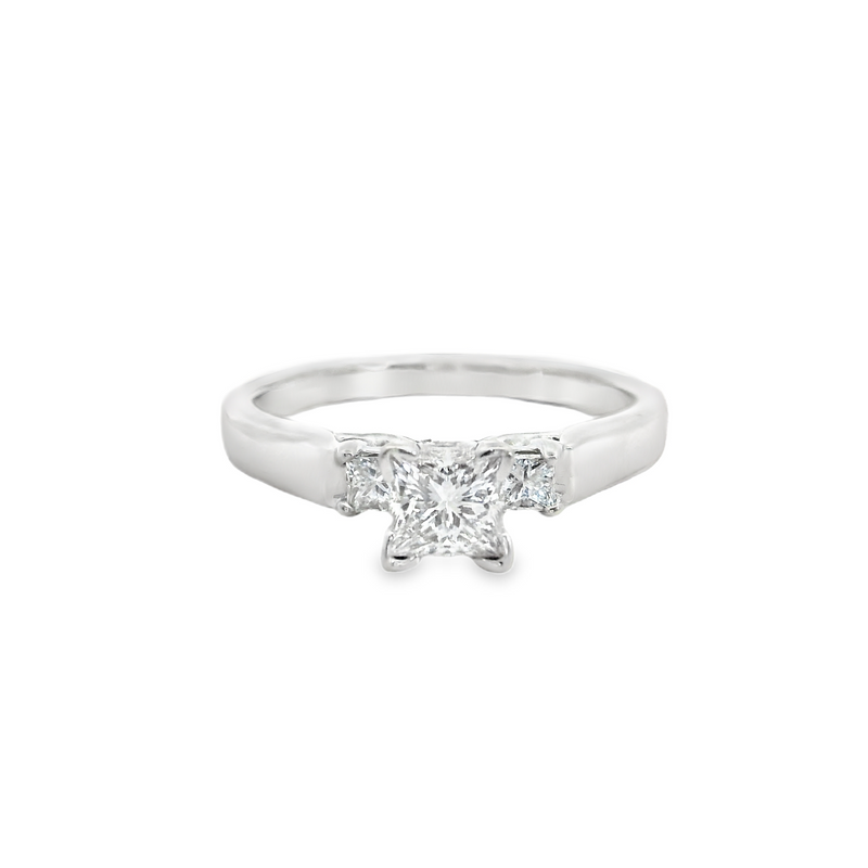 14K WG THREE STONE DIAMOND ENGAGEMENT RING