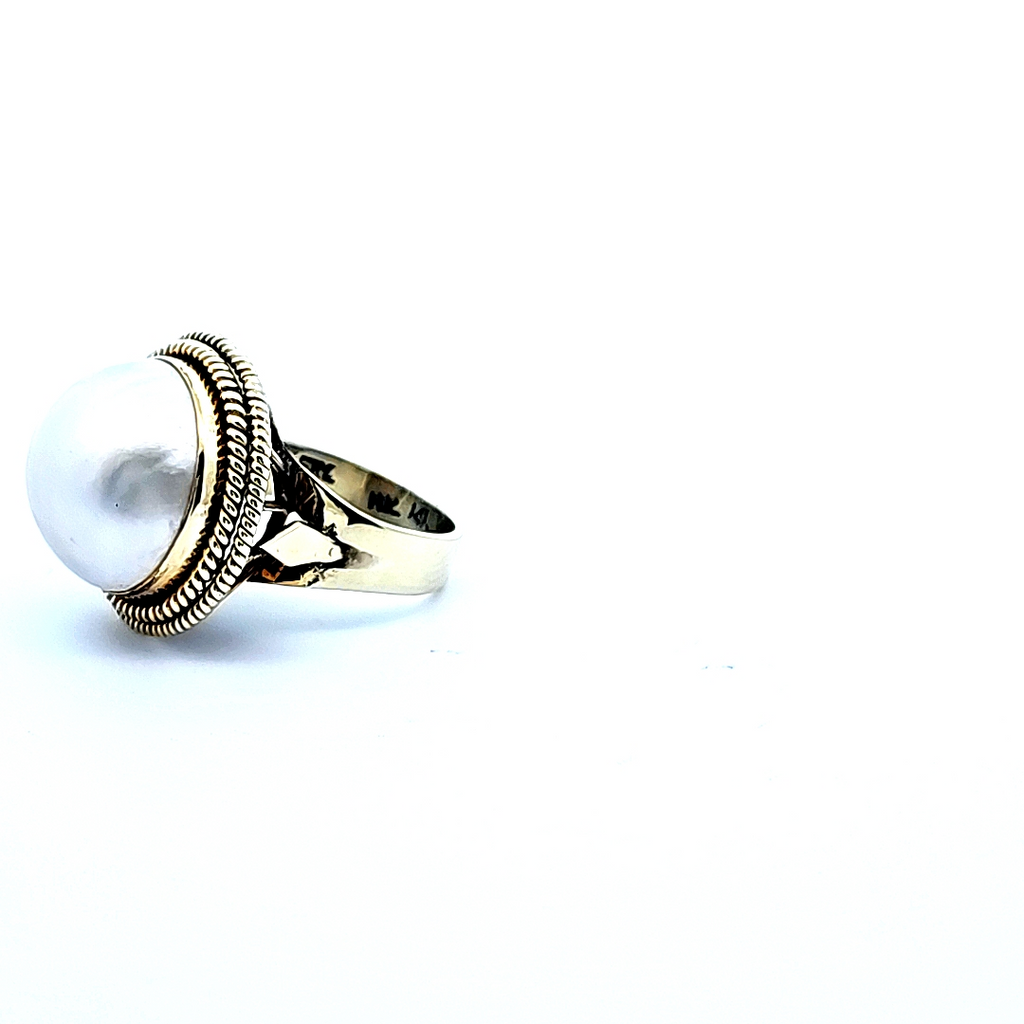 14K YG Mabe Pearl Ring Size 5