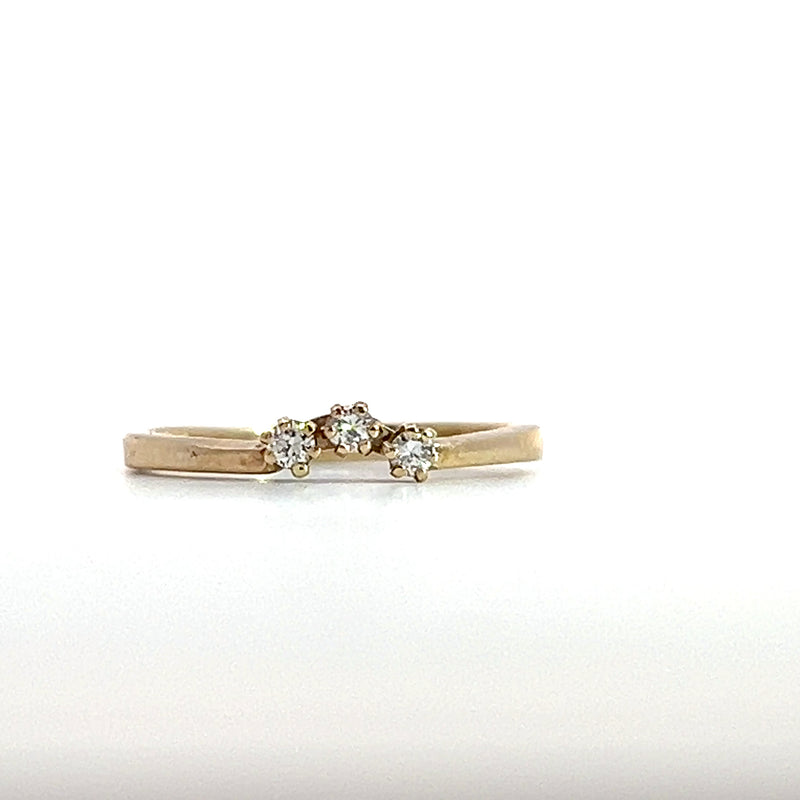 14K YG 3 Diamond Curved Band