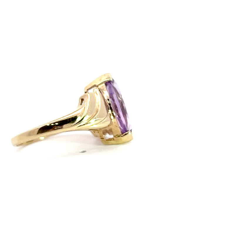 10K YG Amethyst Ring