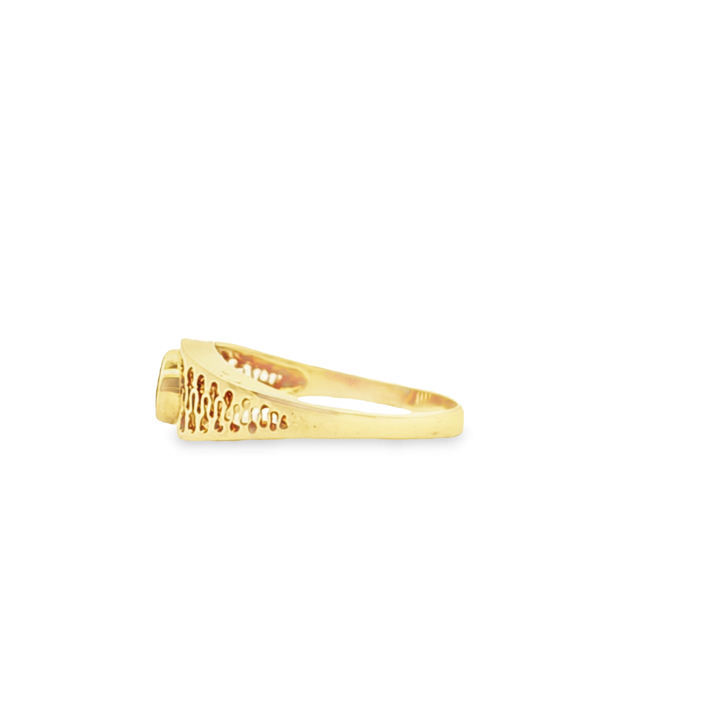 14K YG Black Onyx Ring Size 6.