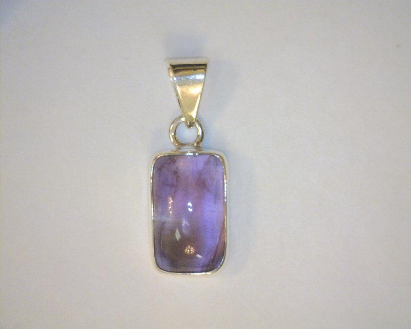 STERLING SILVER AMETHYST PENDA