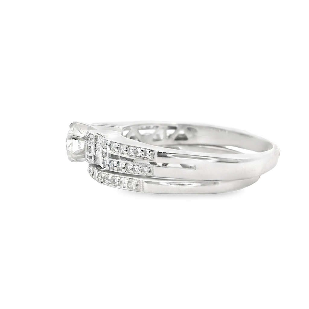 18K WG DIAMOND RING